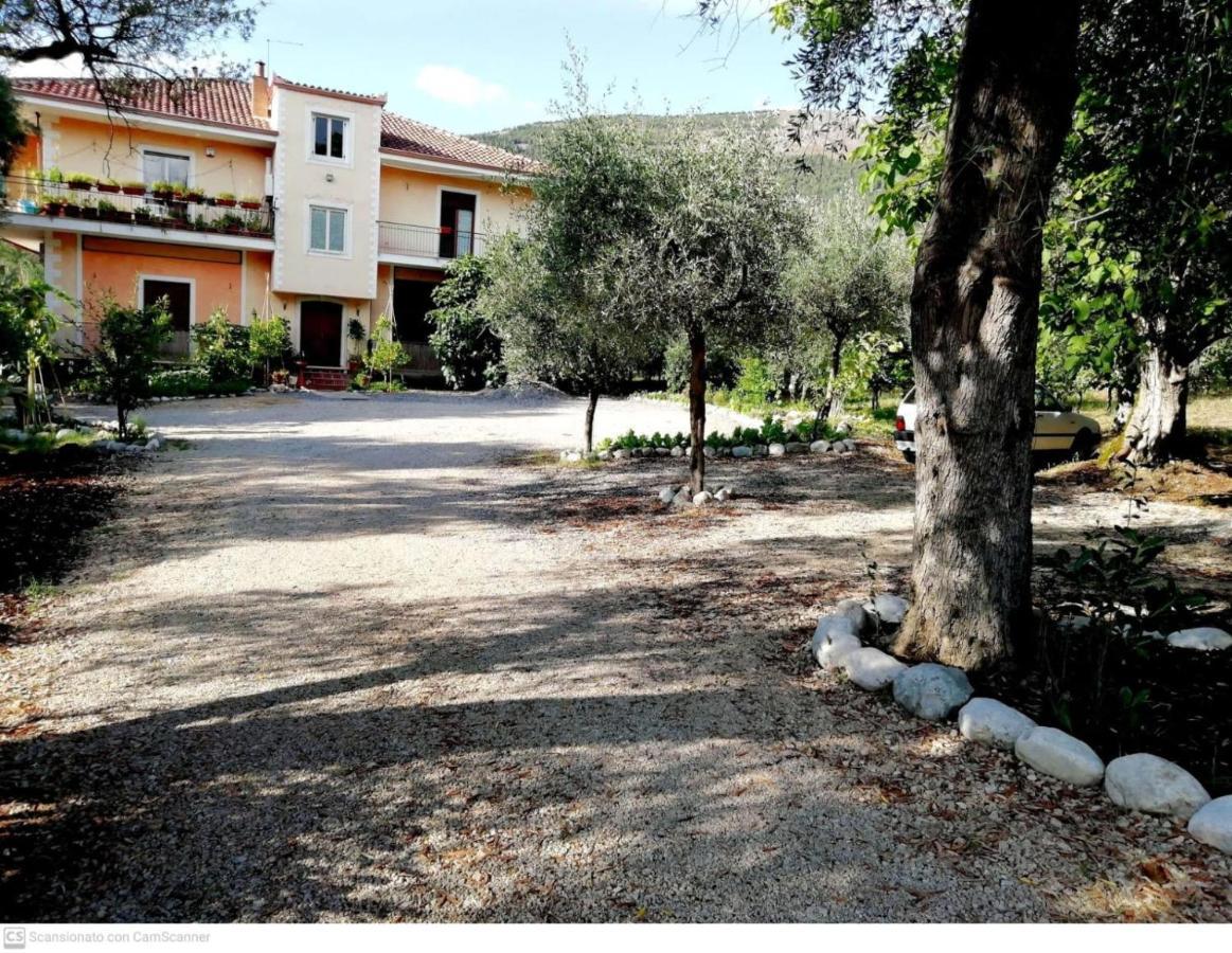 L'Oasi Panzió Auletta Kültér fotó